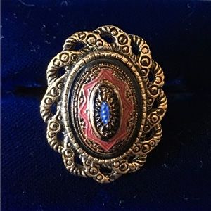 NOS Classy Vintage 1975 OLD VIENNA Sarah Coventry Adjust Ring Antiqued Goldtone